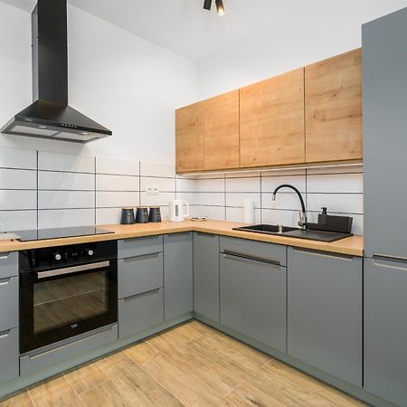Premium Apartments Poznan Airport By Noclegi Renters Экстерьер фото