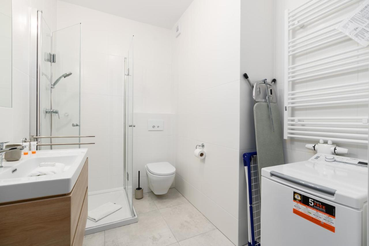 Premium Apartments Poznan Airport By Noclegi Renters Экстерьер фото